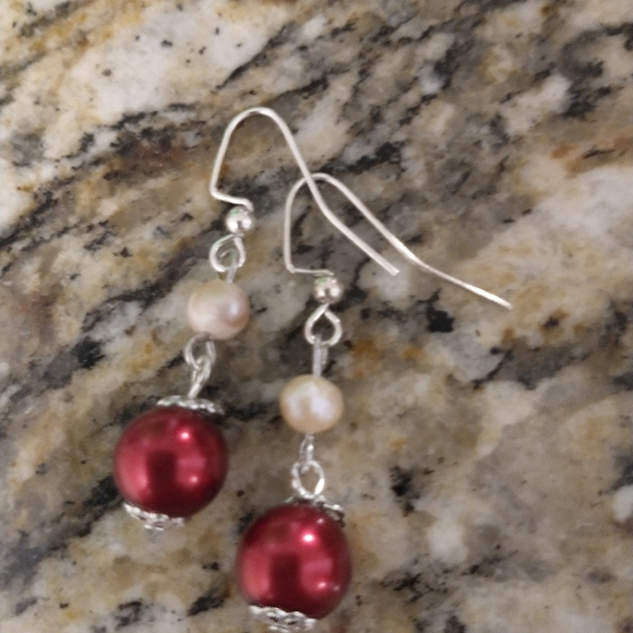 Earrings - Picture 6 of 10